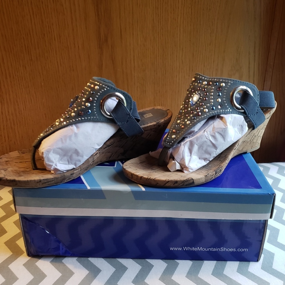 Ladies shoes